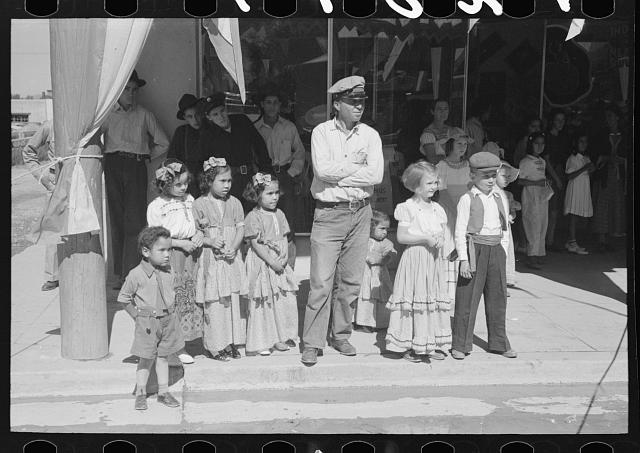 People at taos fiestas 1940